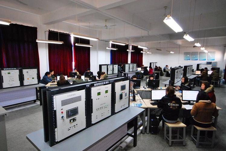 招生季&middot;我们的专业丨软件与服务外包学院